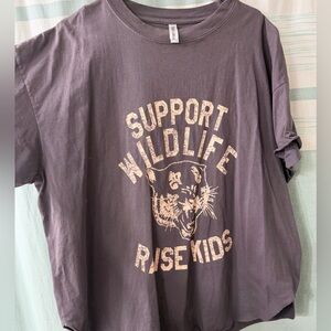 Pebby Forevee wildlife tee